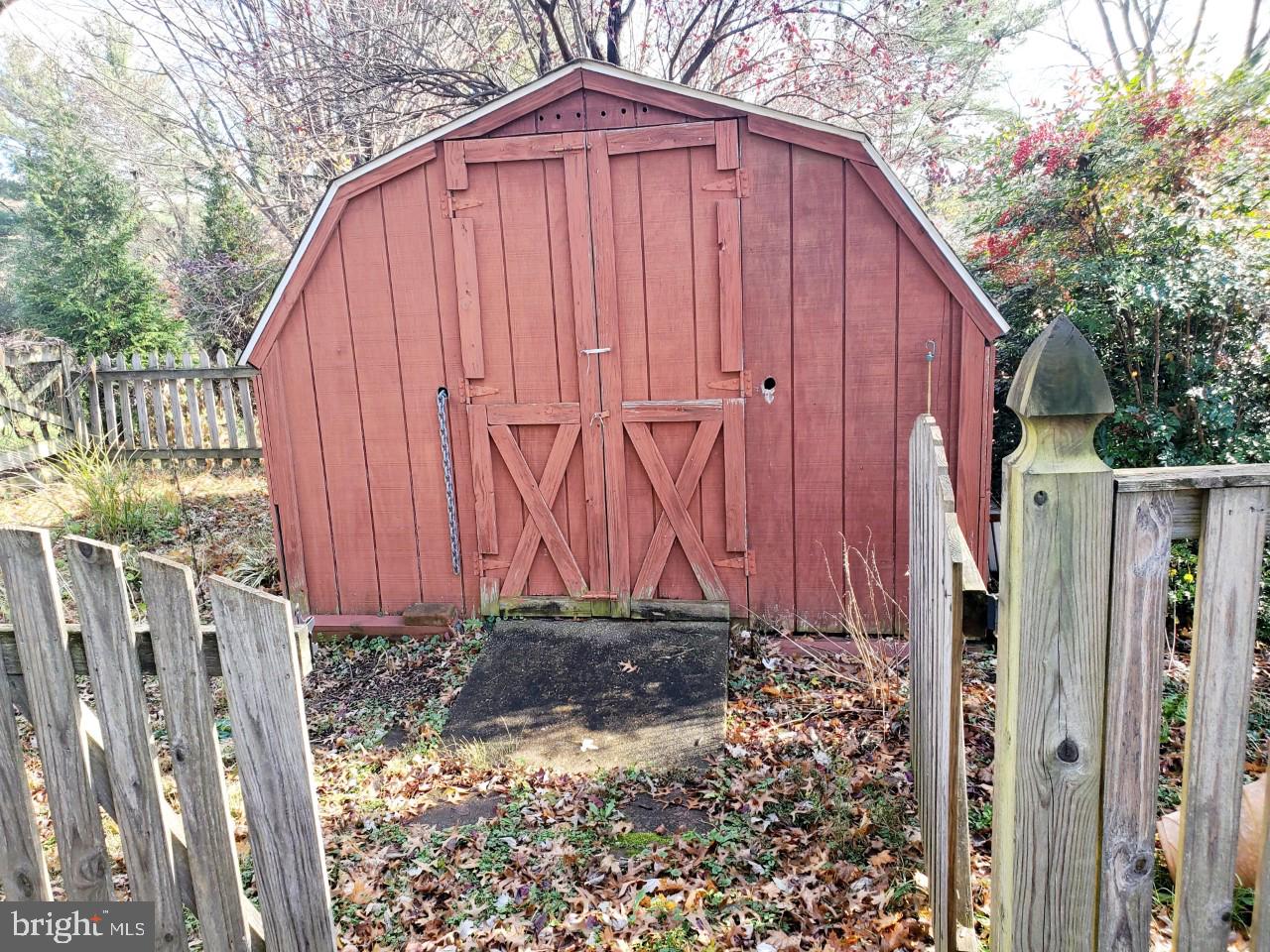 MILL CREEK TOWNE - Residential