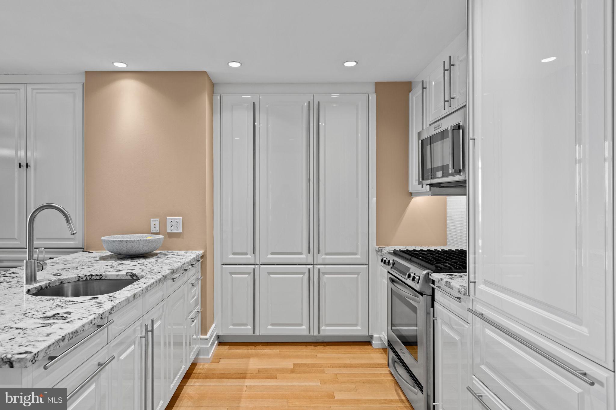 RITTENHOUSE SQUARE - Residential