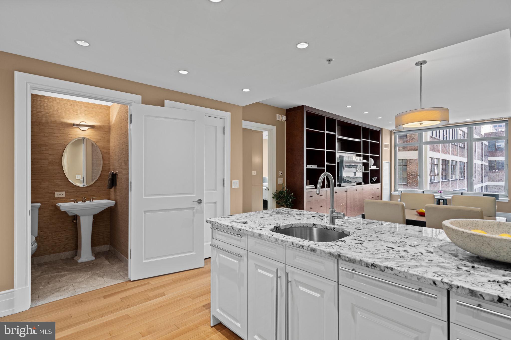 RITTENHOUSE SQUARE - Residential