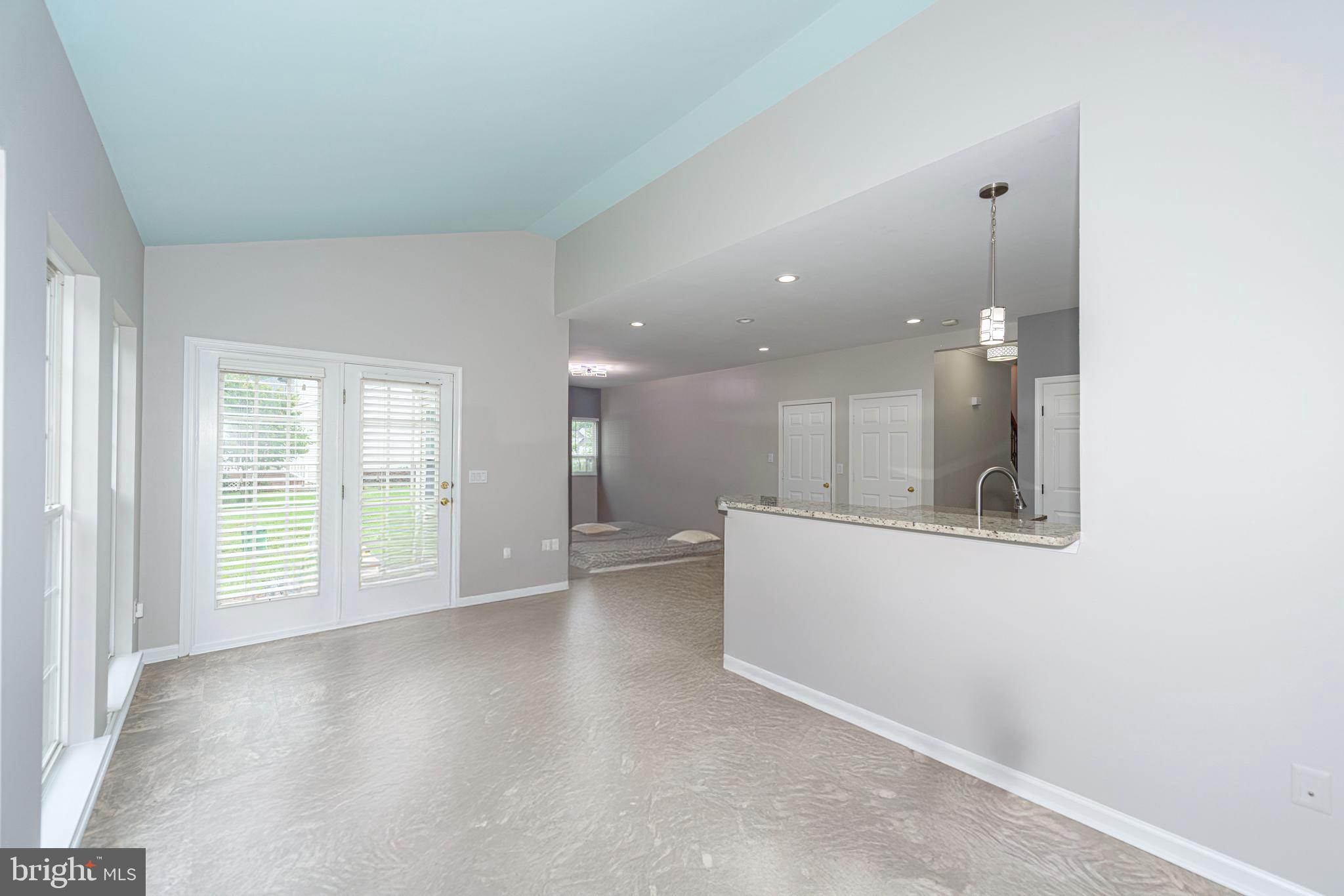 11392 WHIPKEY DRIVE