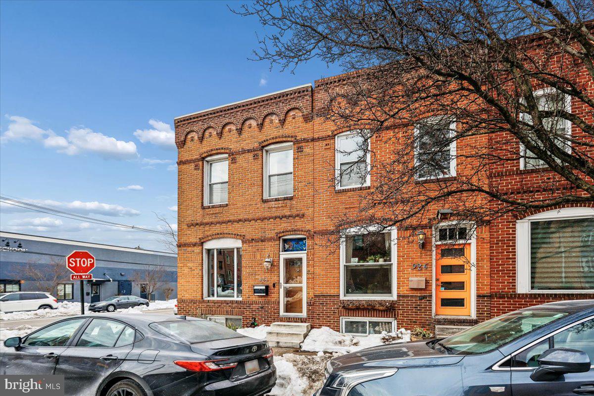 928 S HIGHLAND AVENUE S