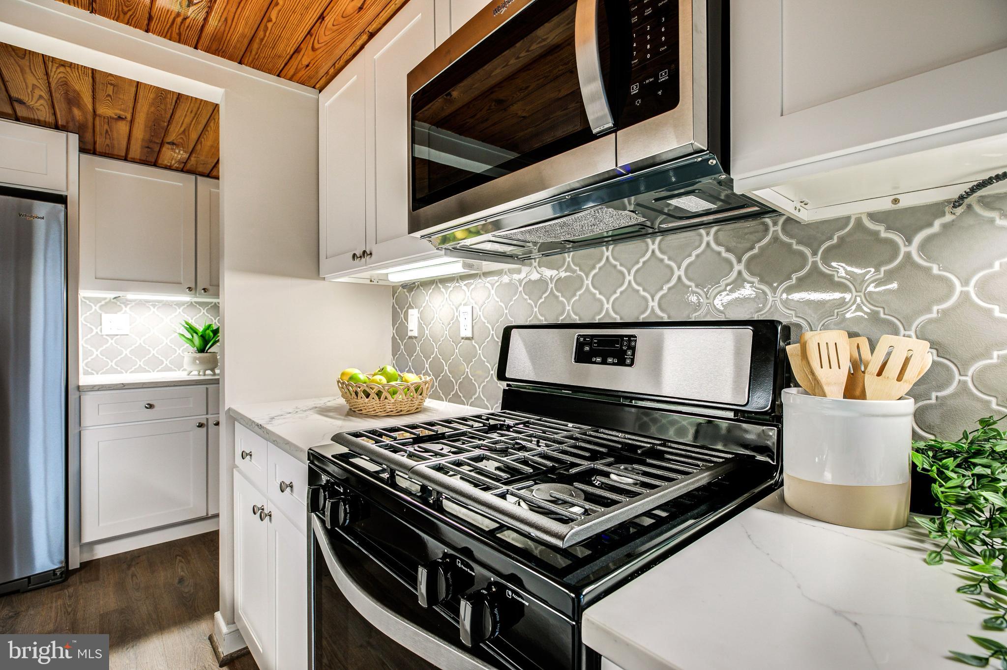 CANTON COVE - Residential