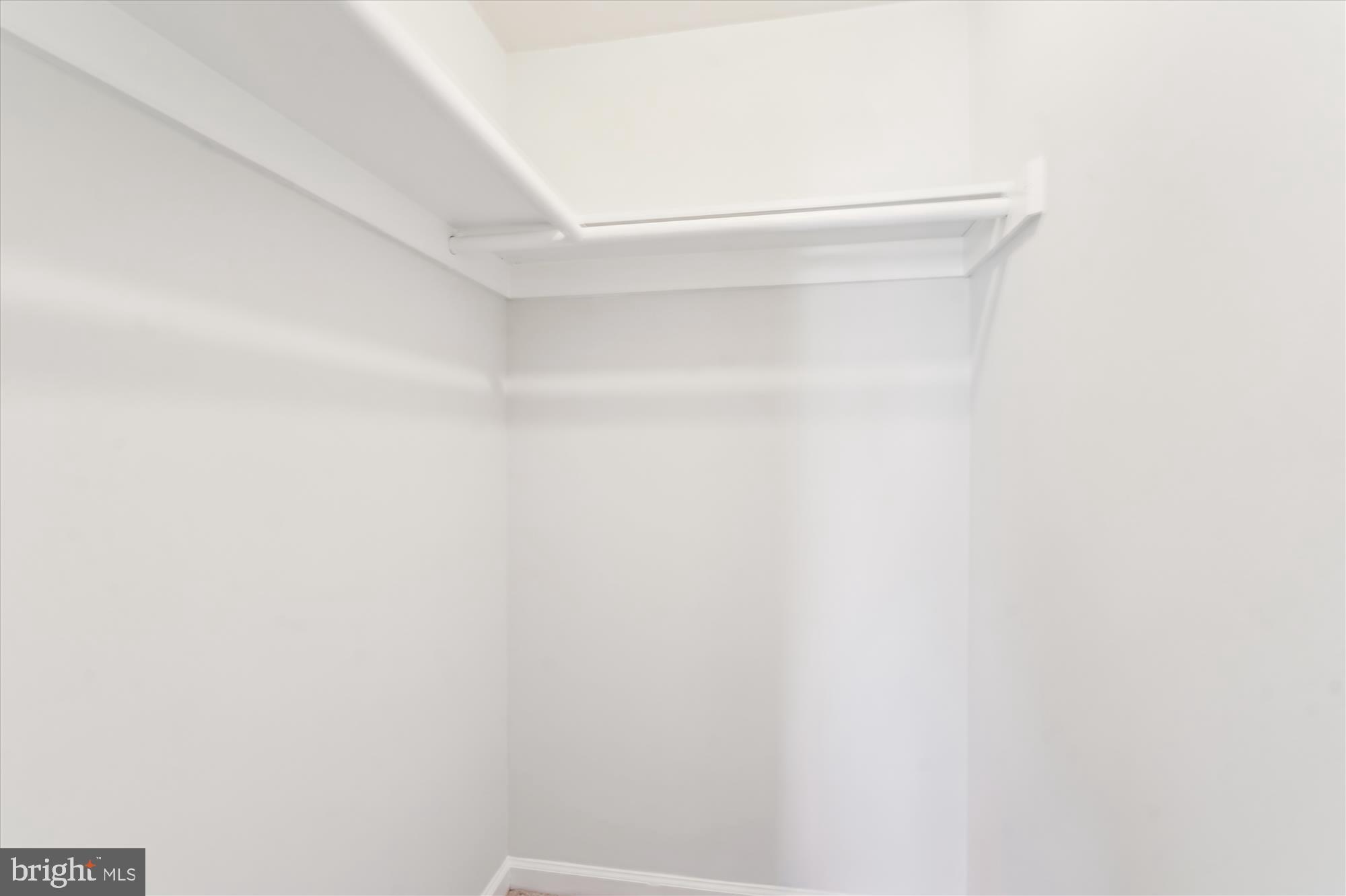 NEWGATE - Residential Lease