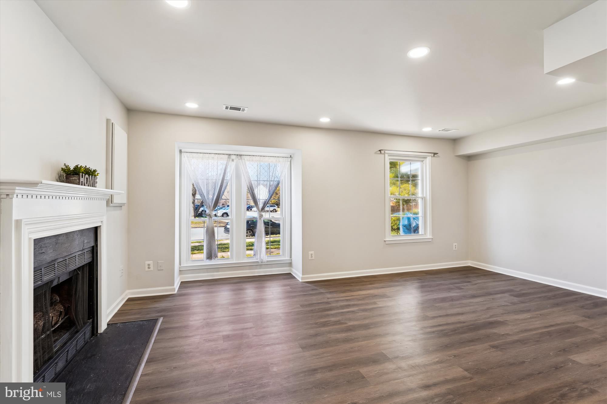 NEWGATE - Residential Lease