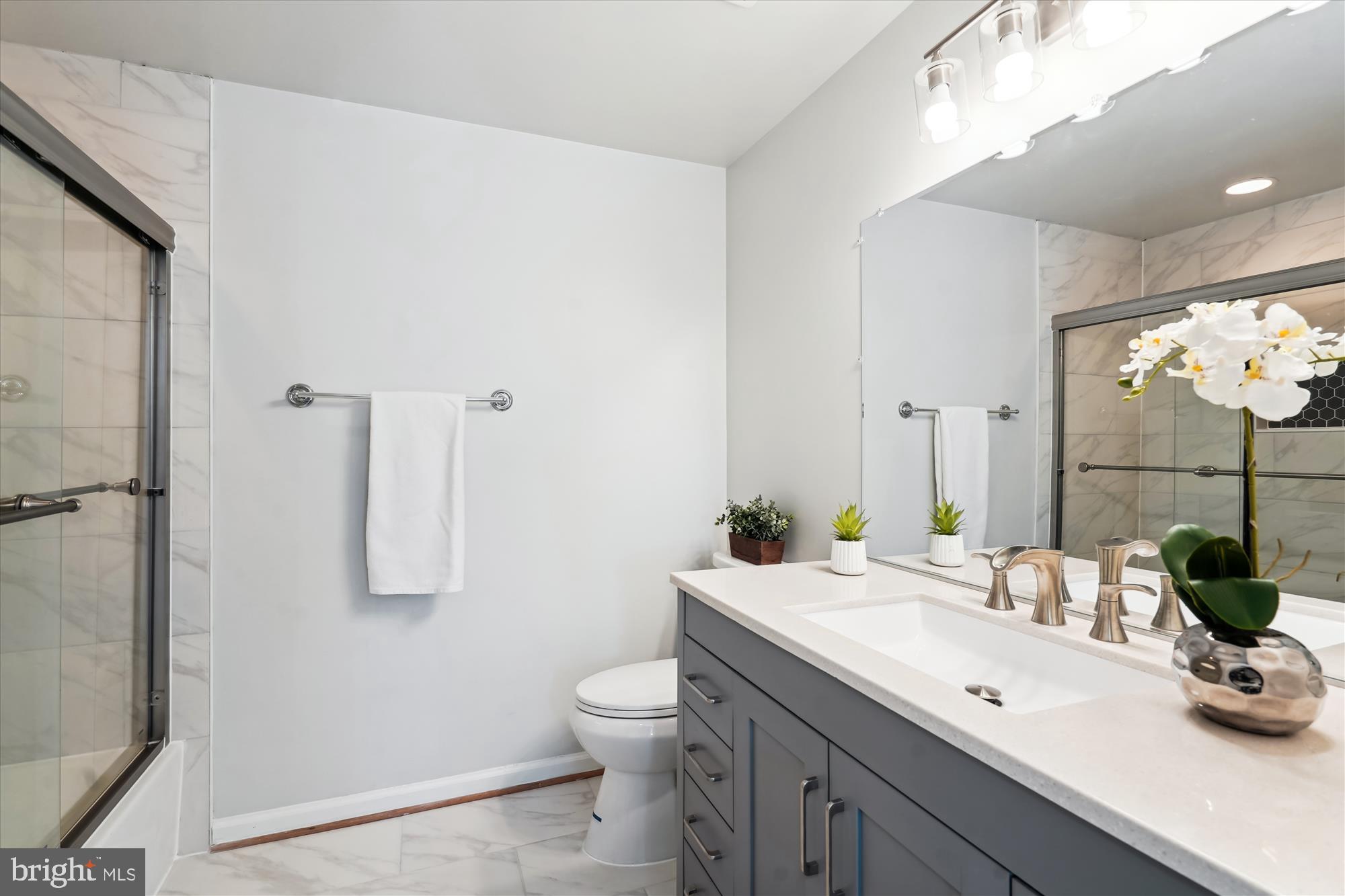 NEWGATE - Residential Lease