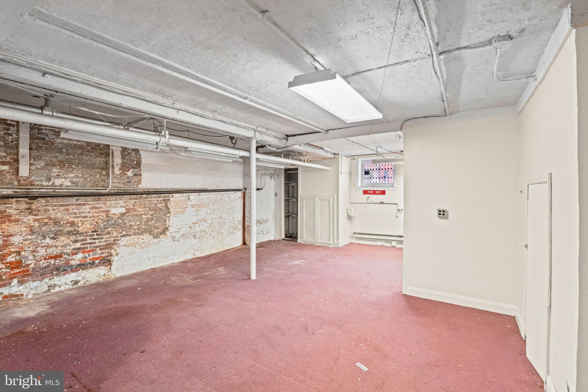 BOLTON HILL HISTORIC DISTRICT - Commercial Sale