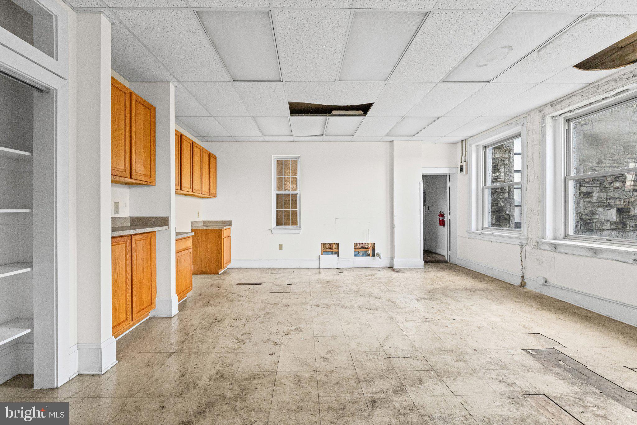 BOLTON HILL HISTORIC DISTRICT - Commercial Sale