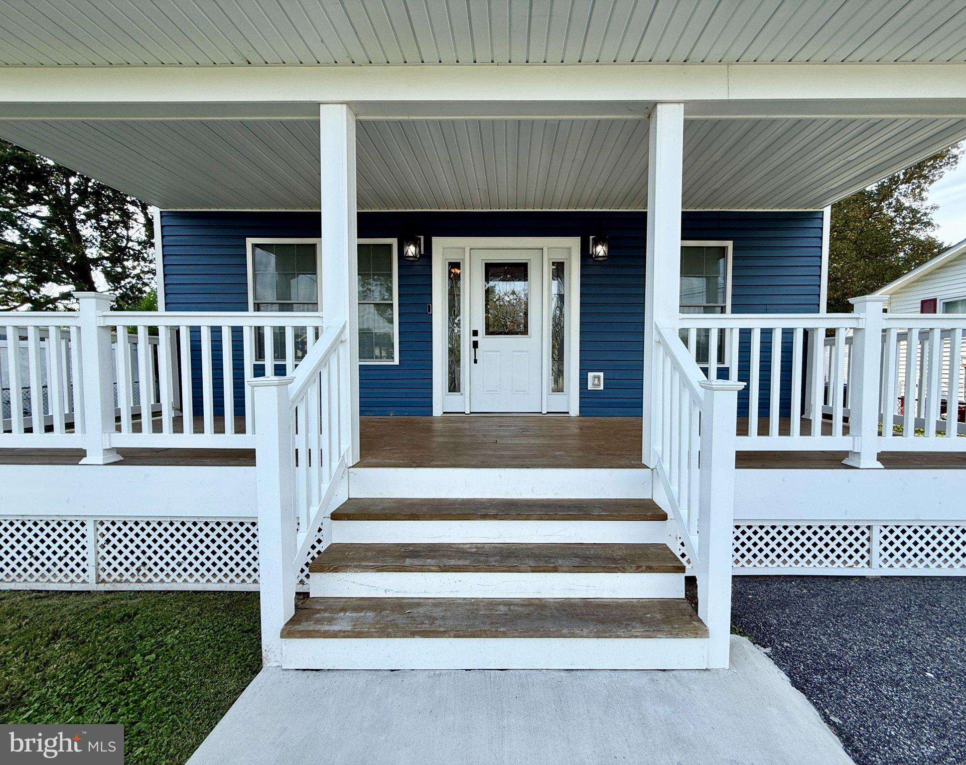 8221 BEACH DRIVE