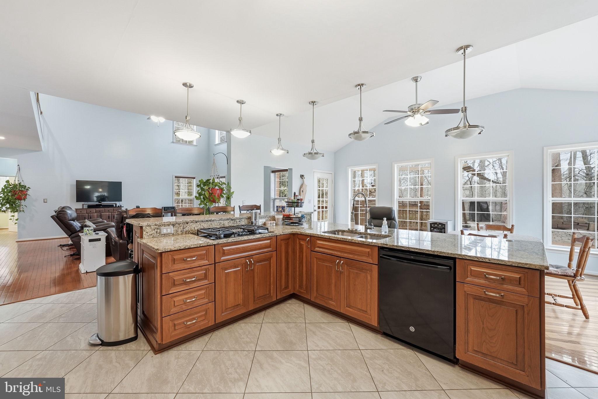 BALLANTRAE ESTATES - Residential