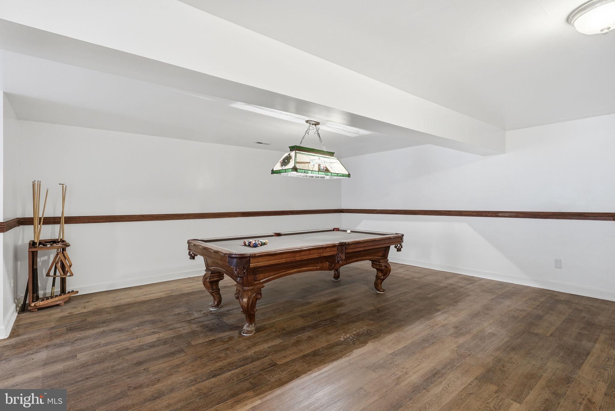 BALLANTRAE ESTATES - Residential