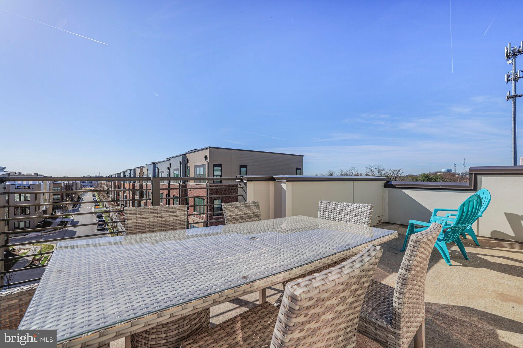 WESTSIDE AT SHADY GROVE - Residential