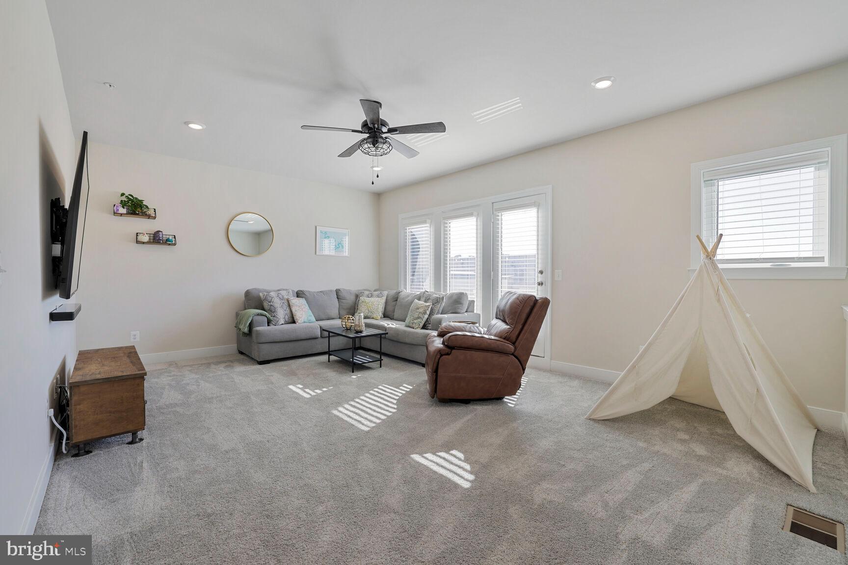 WESTSIDE AT SHADY GROVE - Residential