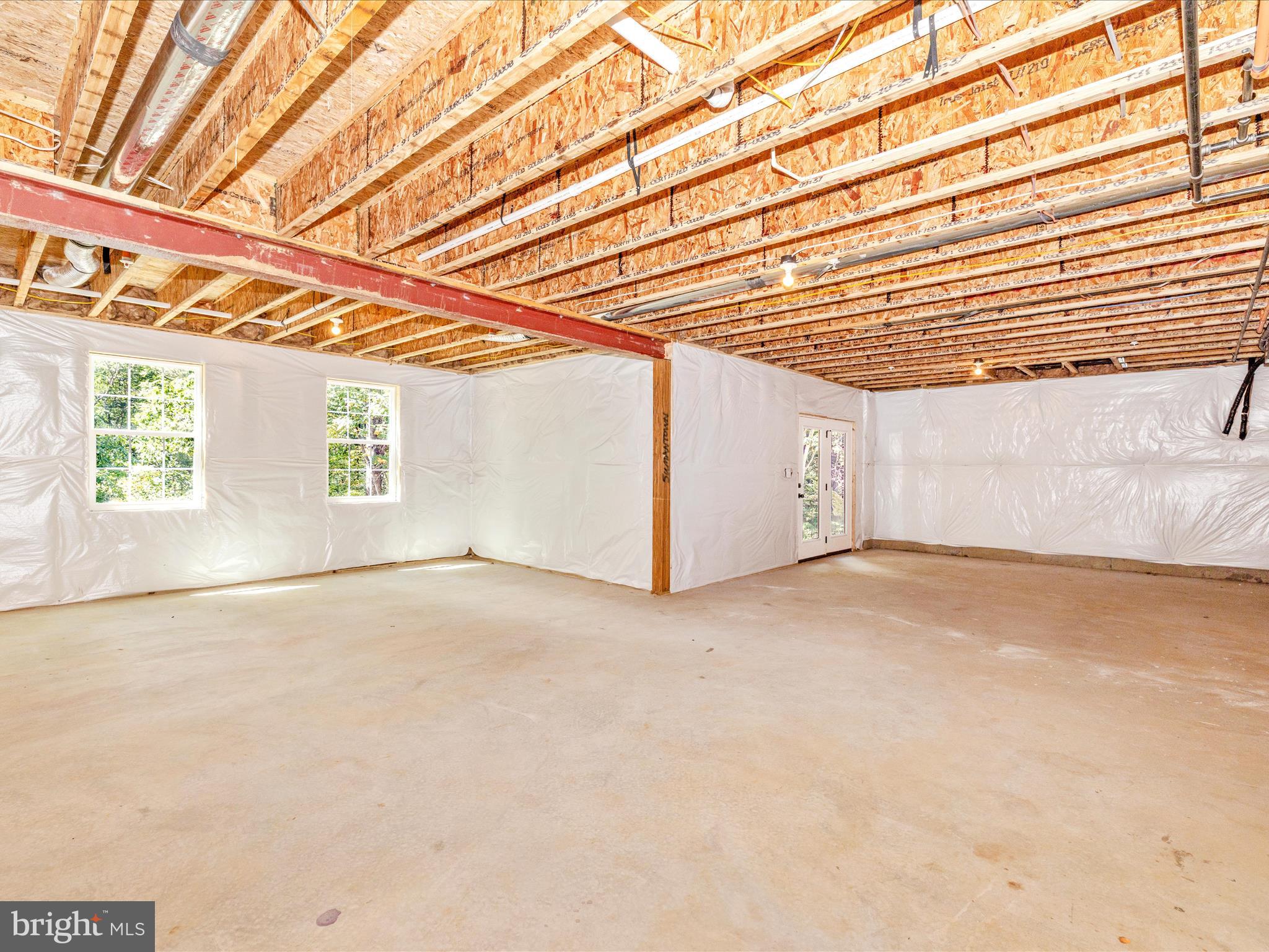 AMERICUS MANOR - Residential