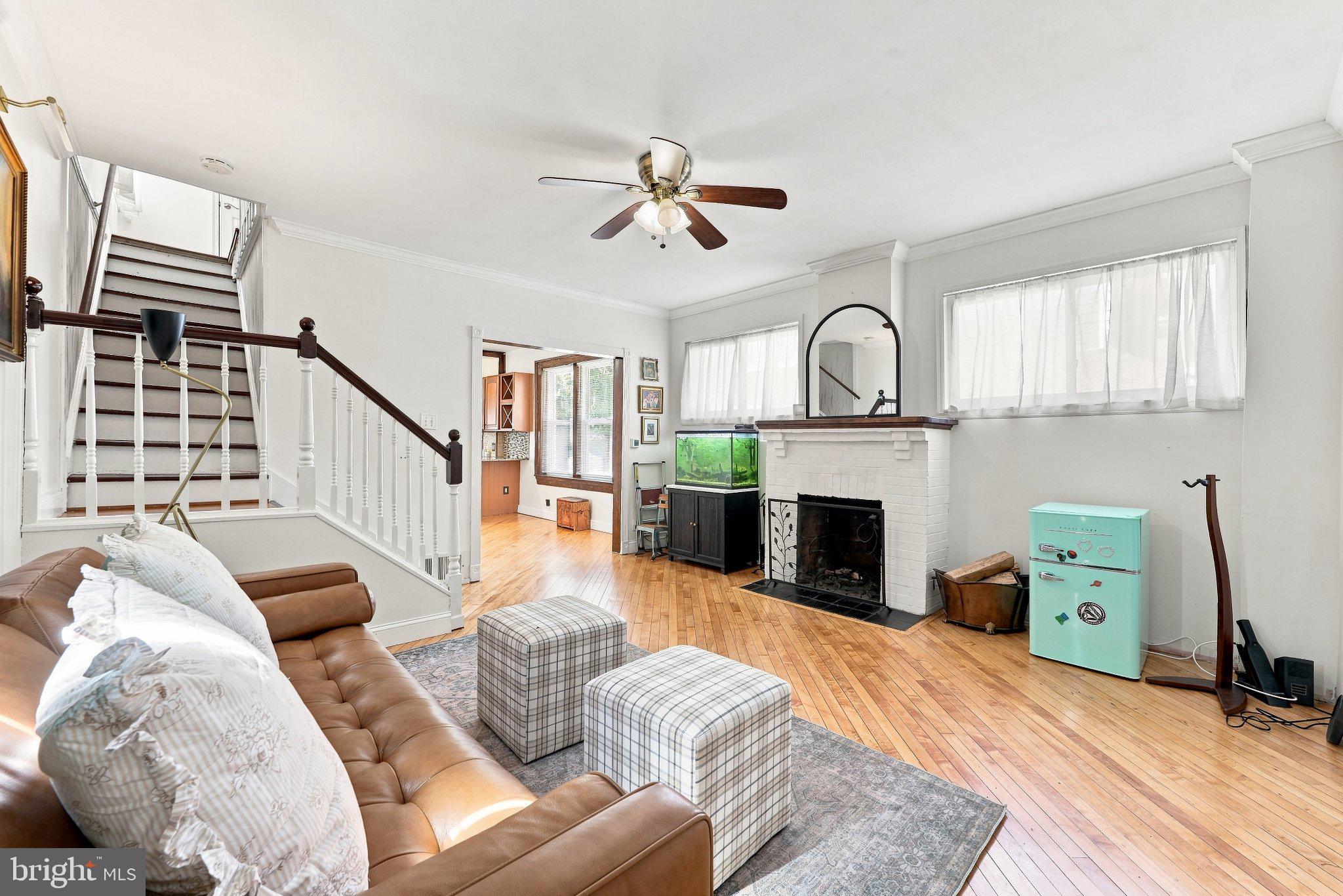11 WASHINGTON AVENUE