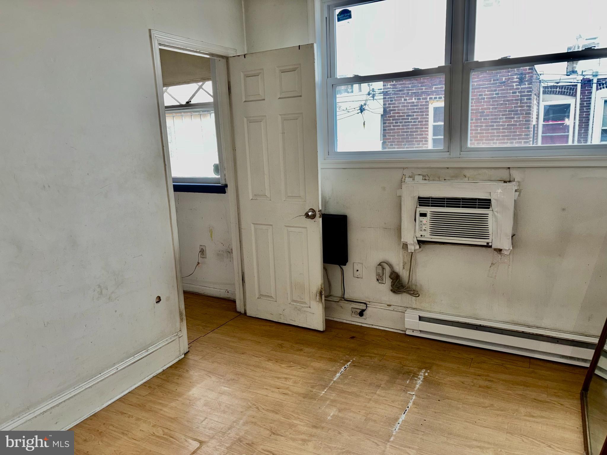 PHILADELPHIA (SOUTH) - Residential