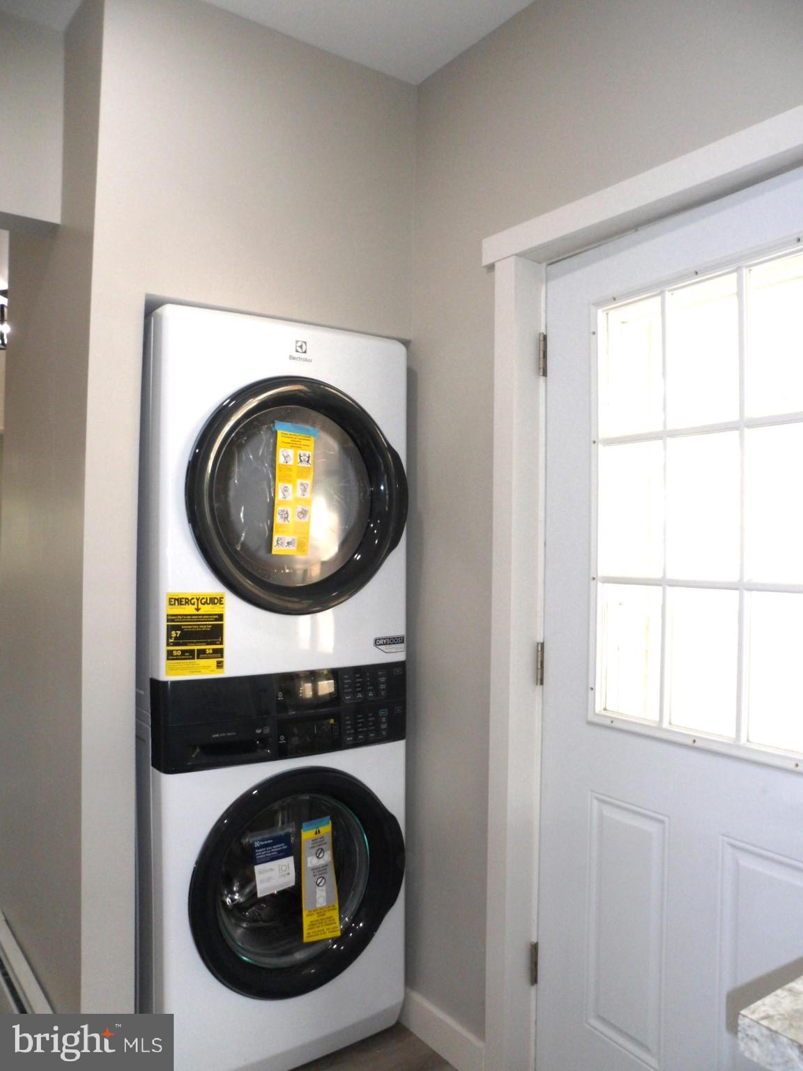 NEWPORT - Residential