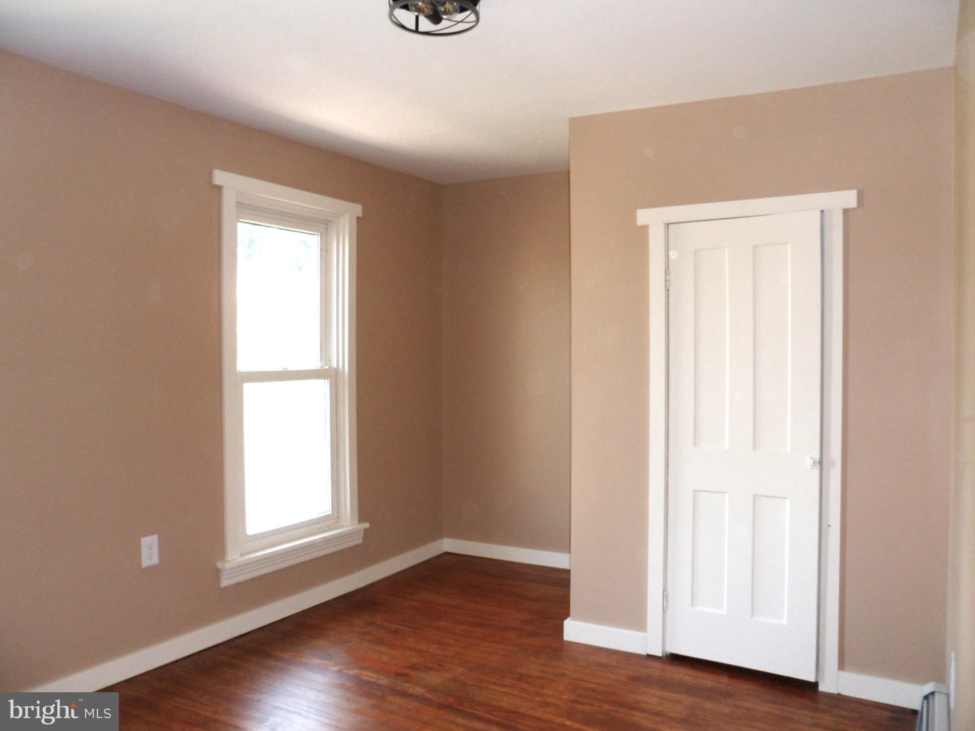 NEWPORT - Residential