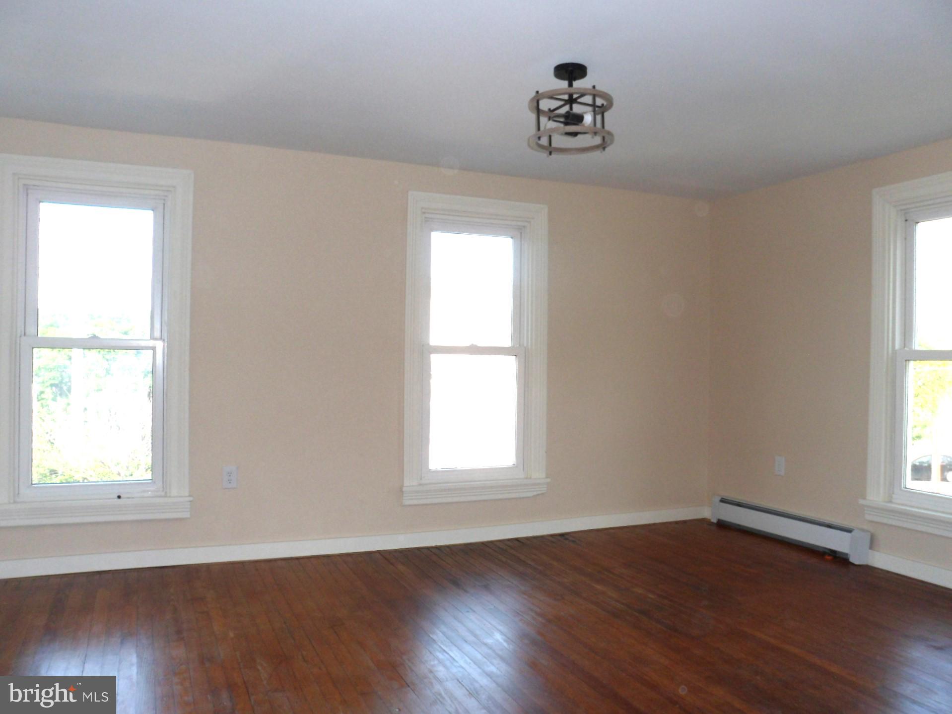 NEWPORT - Residential