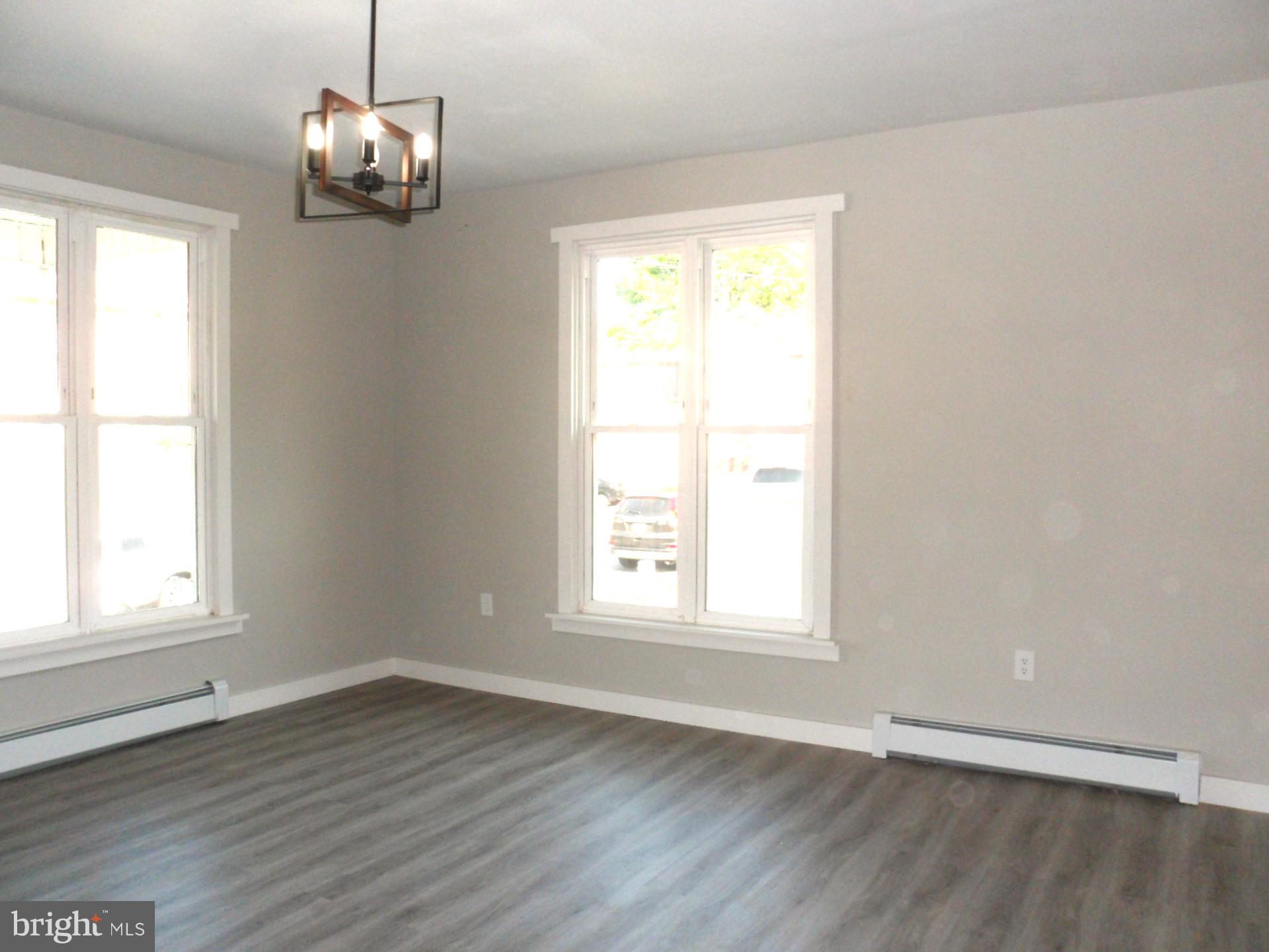 NEWPORT - Residential