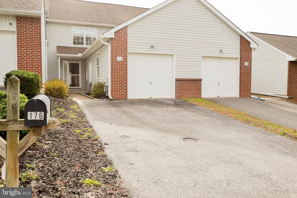 Photo of 176 Steven Lane, WILMINGTON, DE 19808 (MLS # DENC2091212)