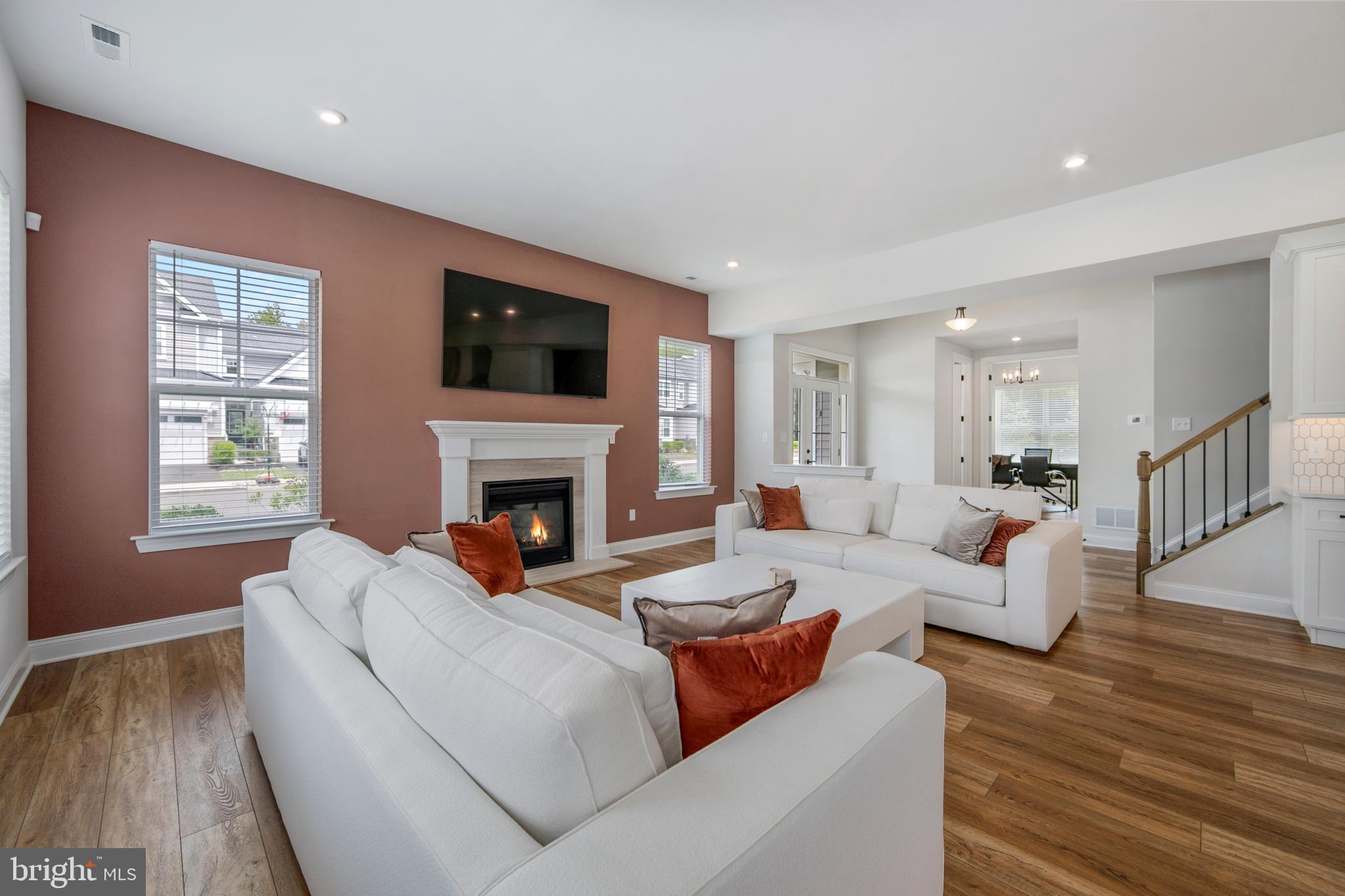 MEDFORD RUN - Residential