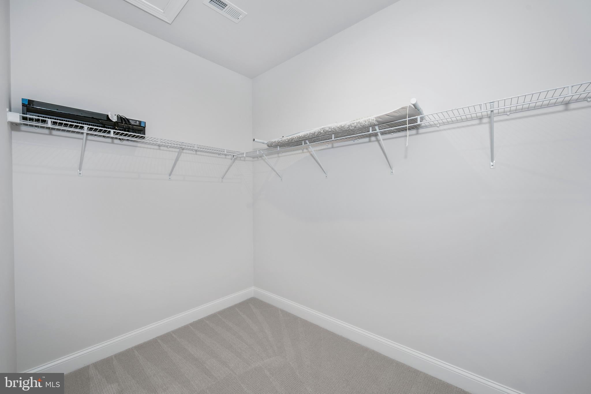 MEDFORD RUN - Residential