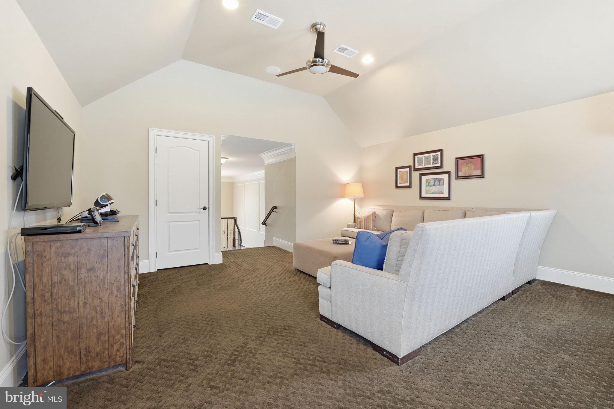 COLTS RUN - Residential