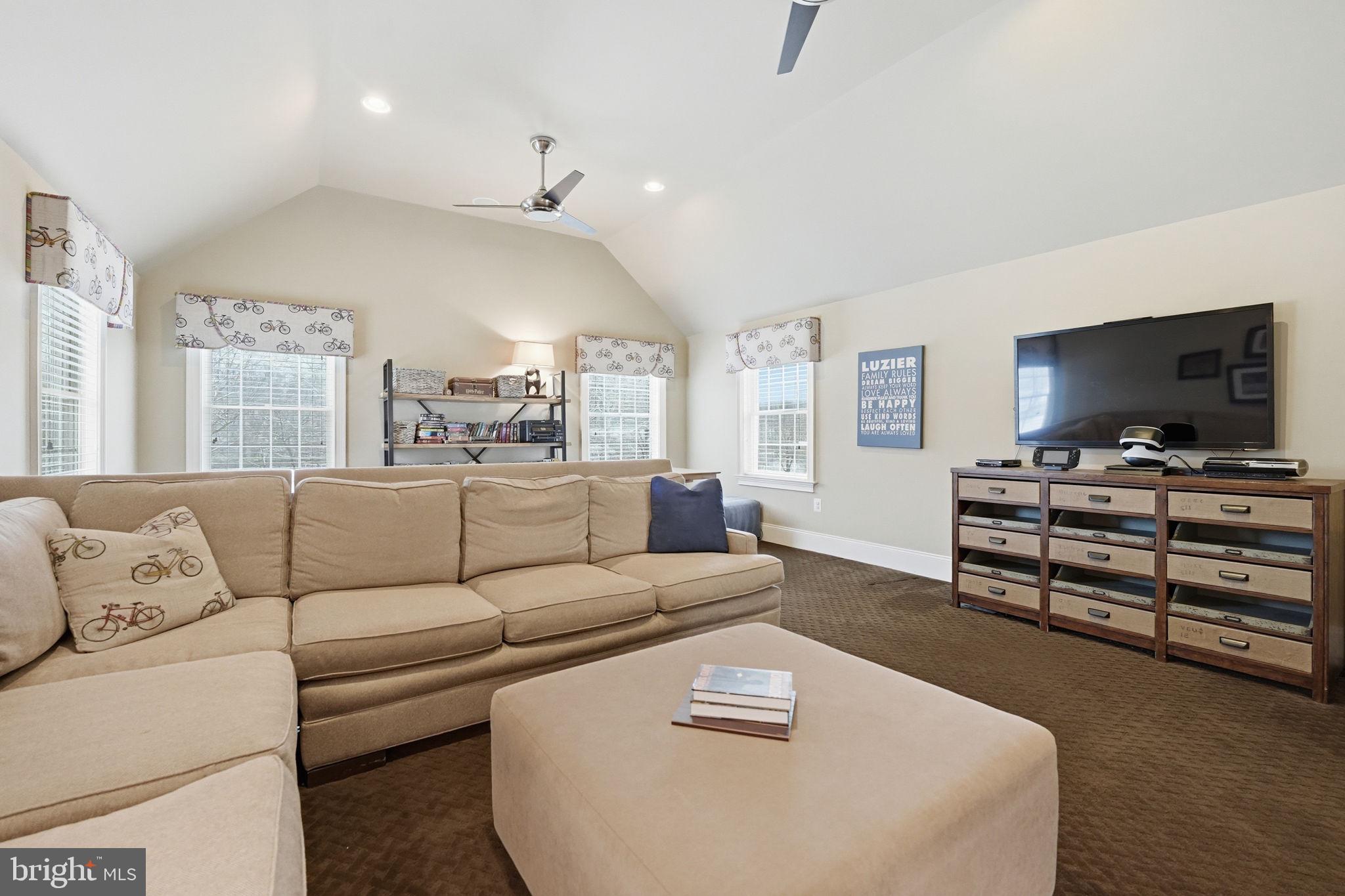 COLTS RUN - Residential