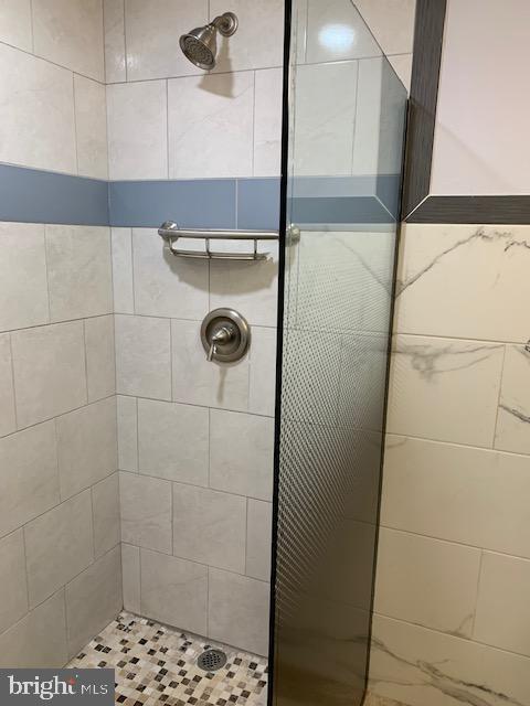 HOLLAND HILL - Residential