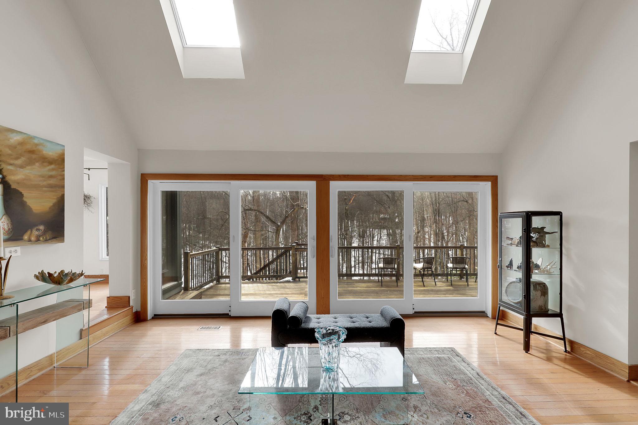 HARLOW - Residential