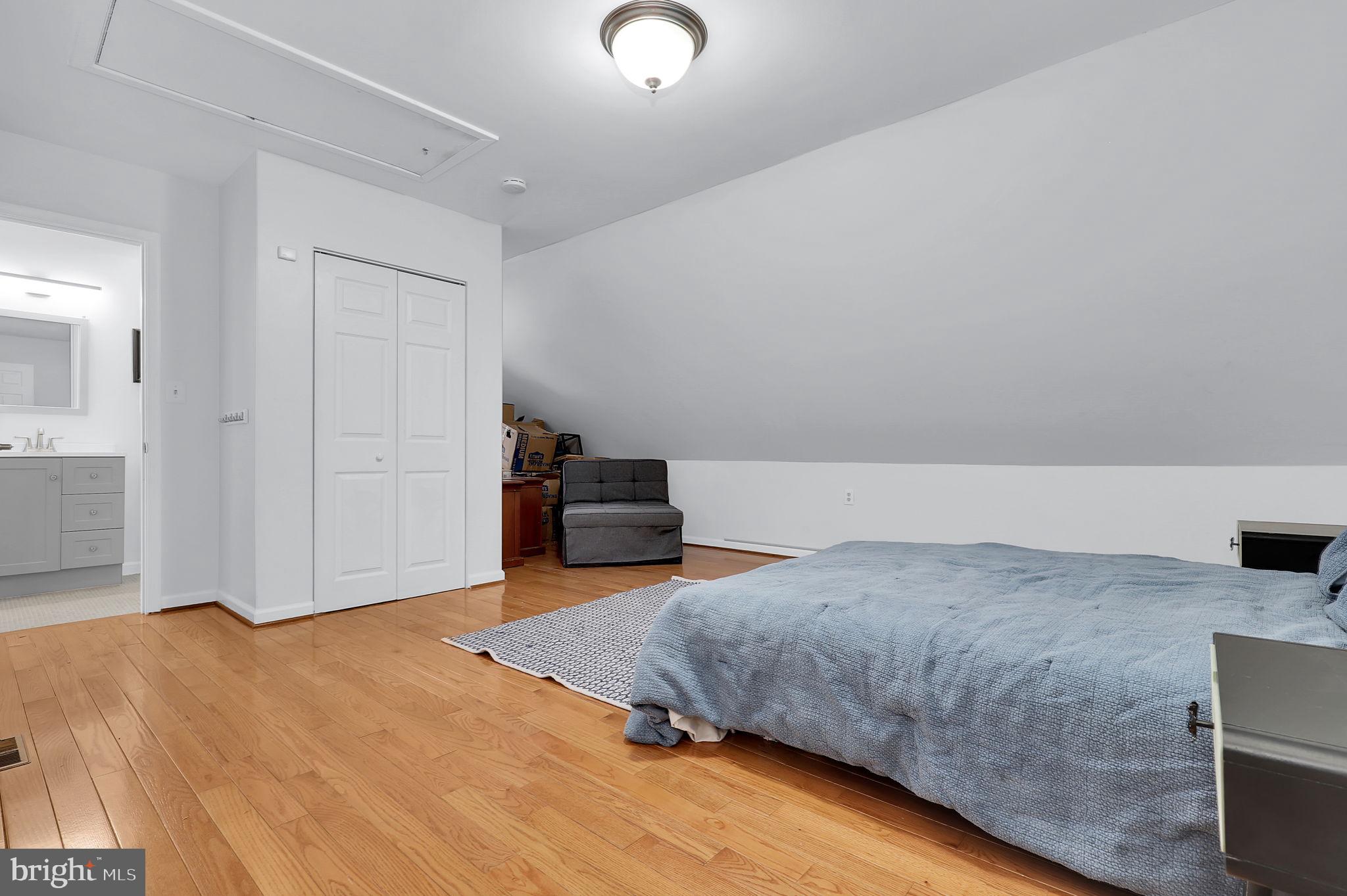 HARLOW - Residential