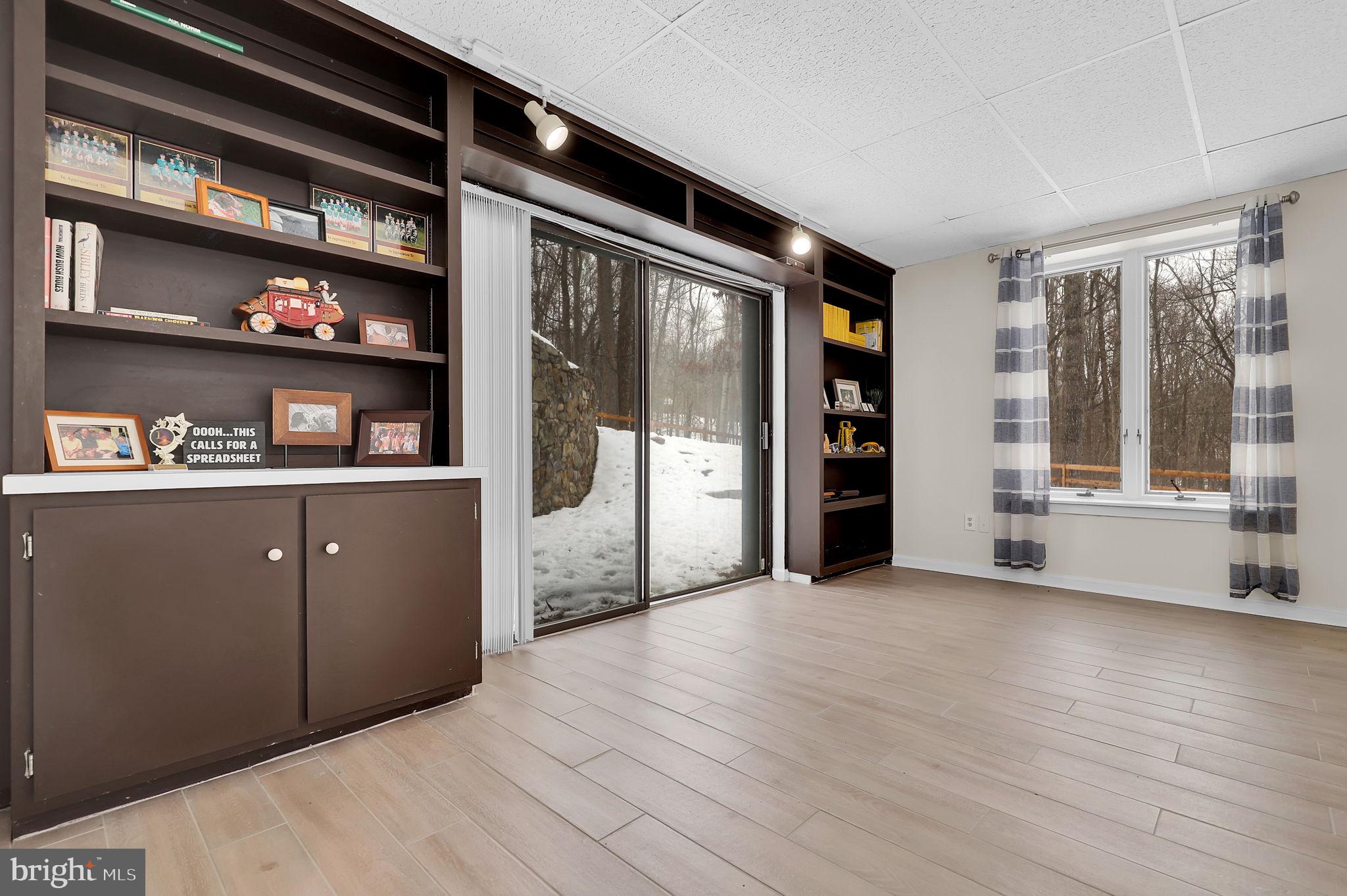 HARLOW - Residential