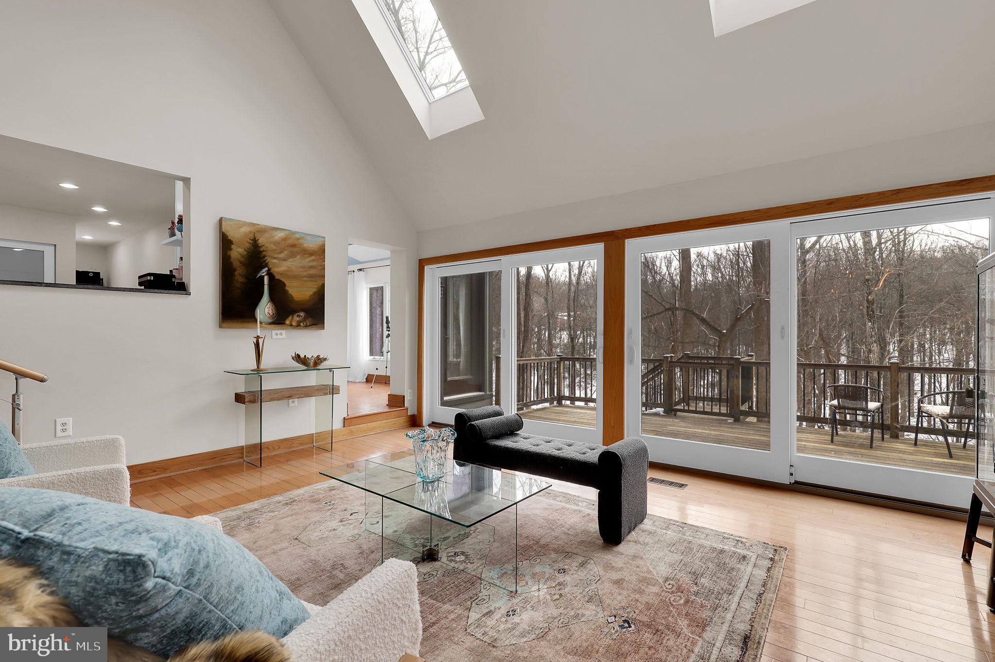 HARLOW - Residential