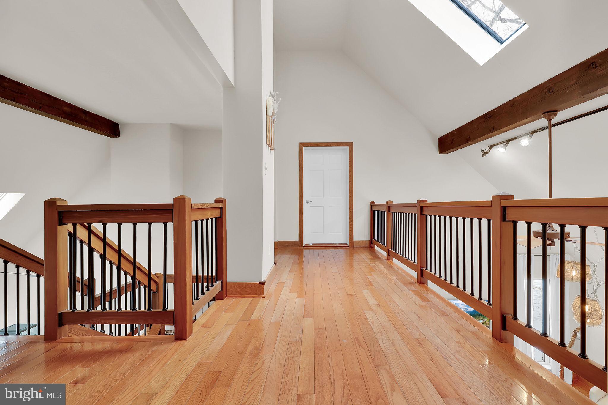 HARLOW - Residential