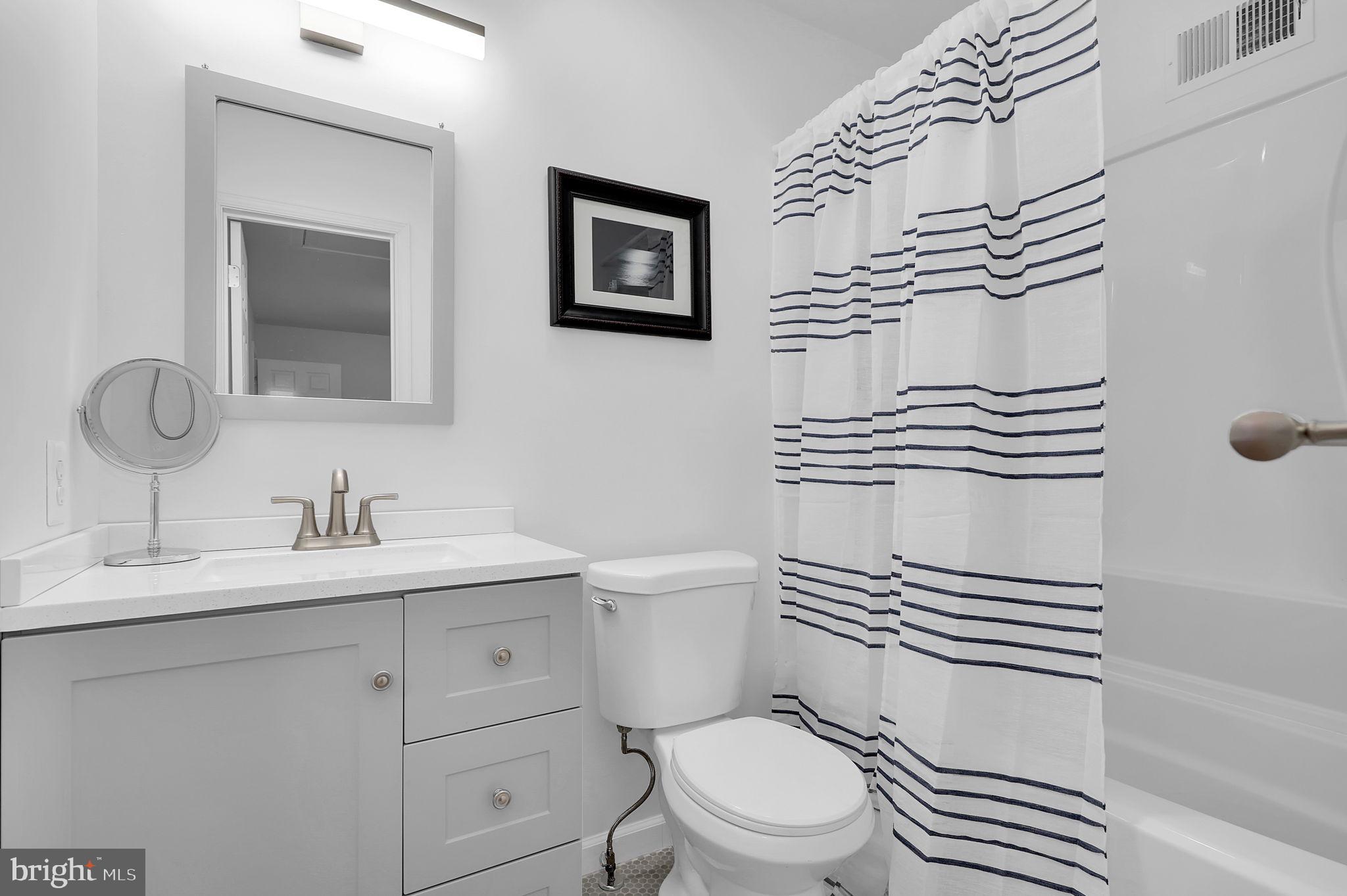 HARLOW - Residential