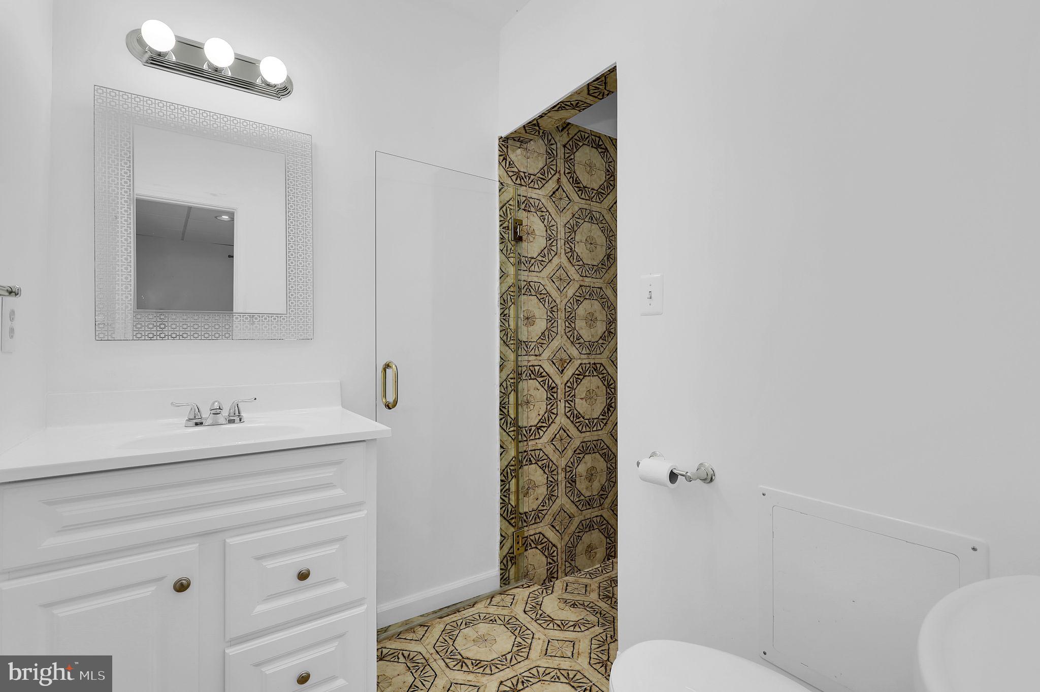 HARLOW - Residential