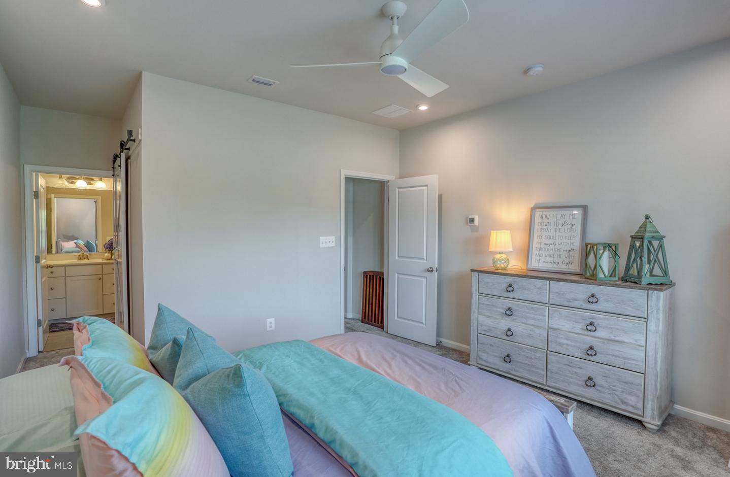 OYSTER COVE - Residential Lease