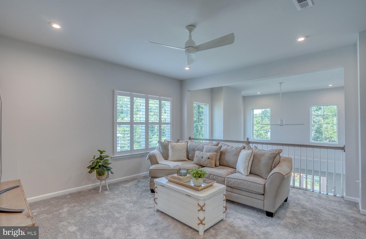 OYSTER COVE - Residential Lease