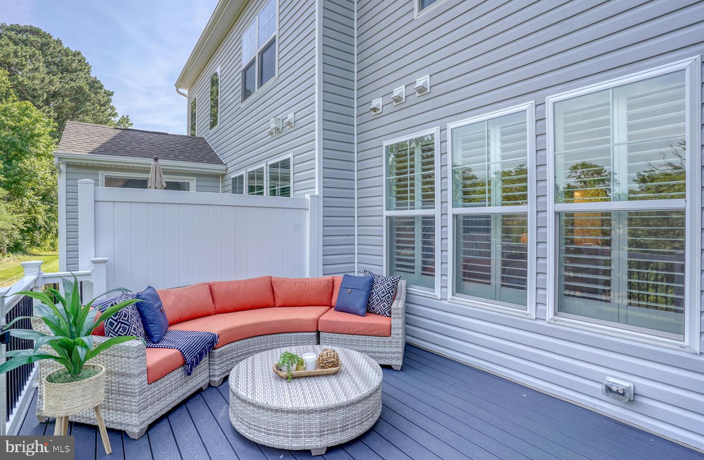 OYSTER COVE - Residential Lease