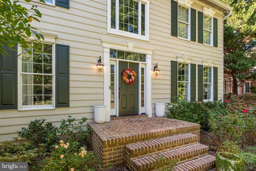 Photo of 69 Simmons Lane, SEVERNA PARK, MD 21146 (MLS # MDAA2158698)