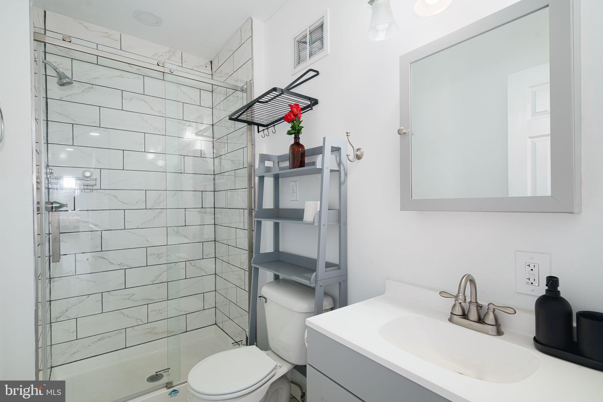 PORT RICHMOND - Residential