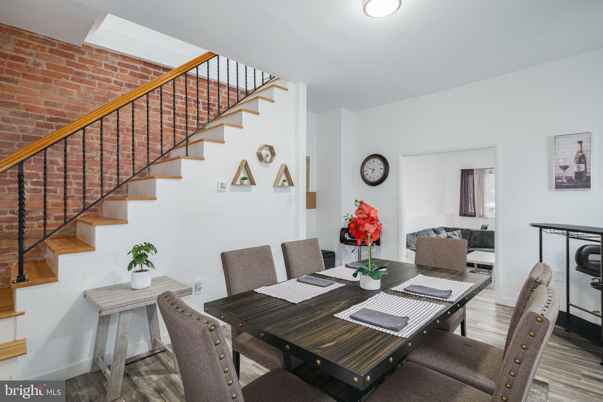 PORT RICHMOND - Residential