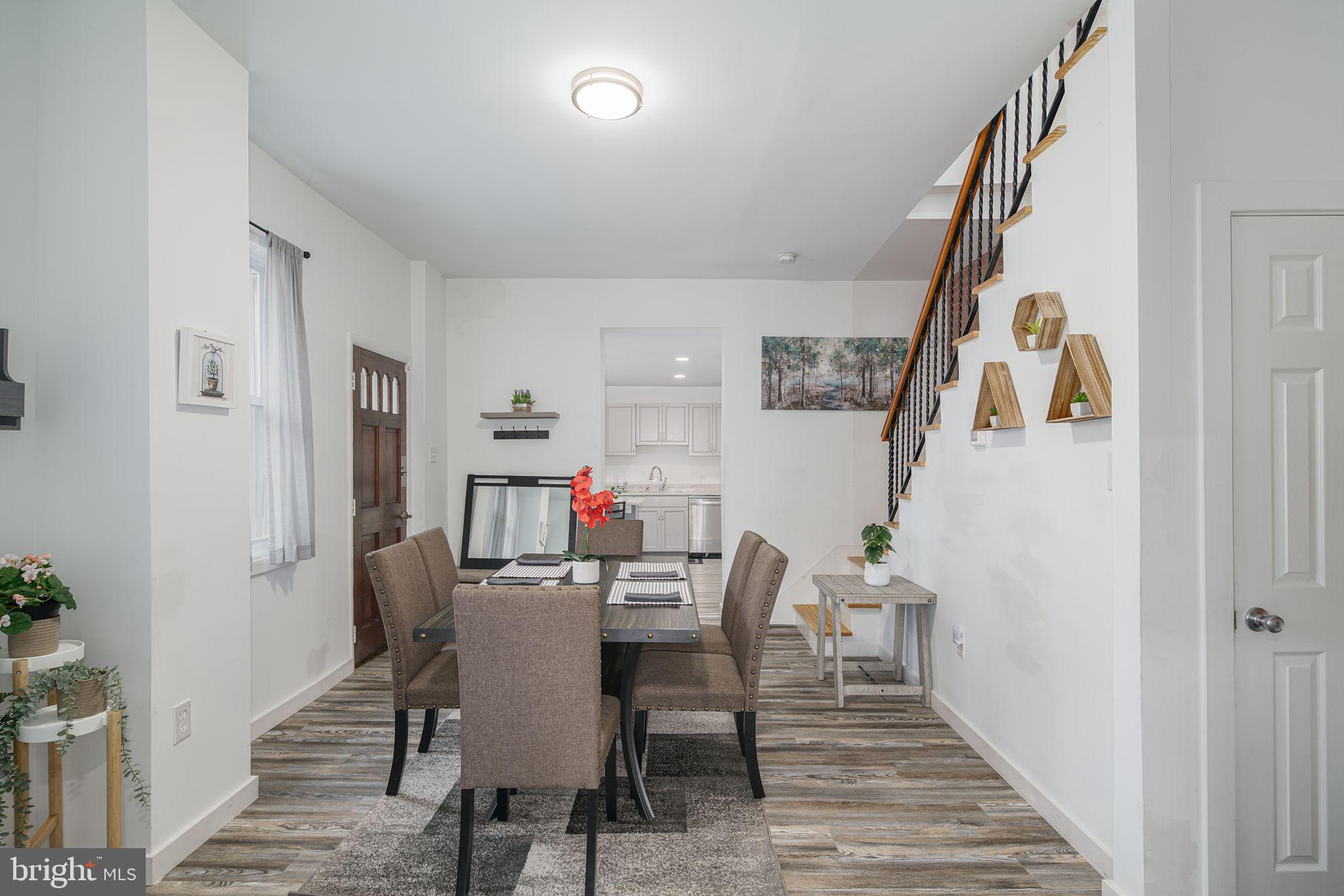 PORT RICHMOND - Residential