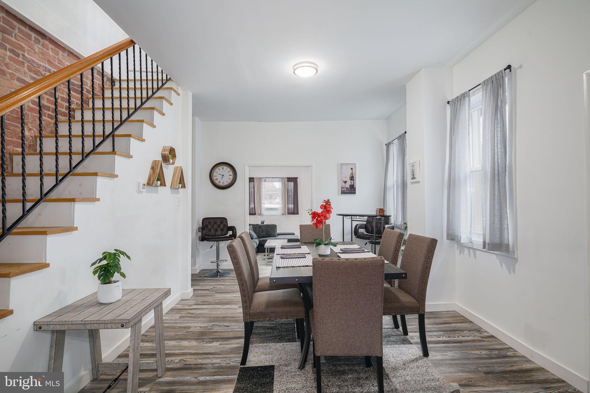 PORT RICHMOND - Residential