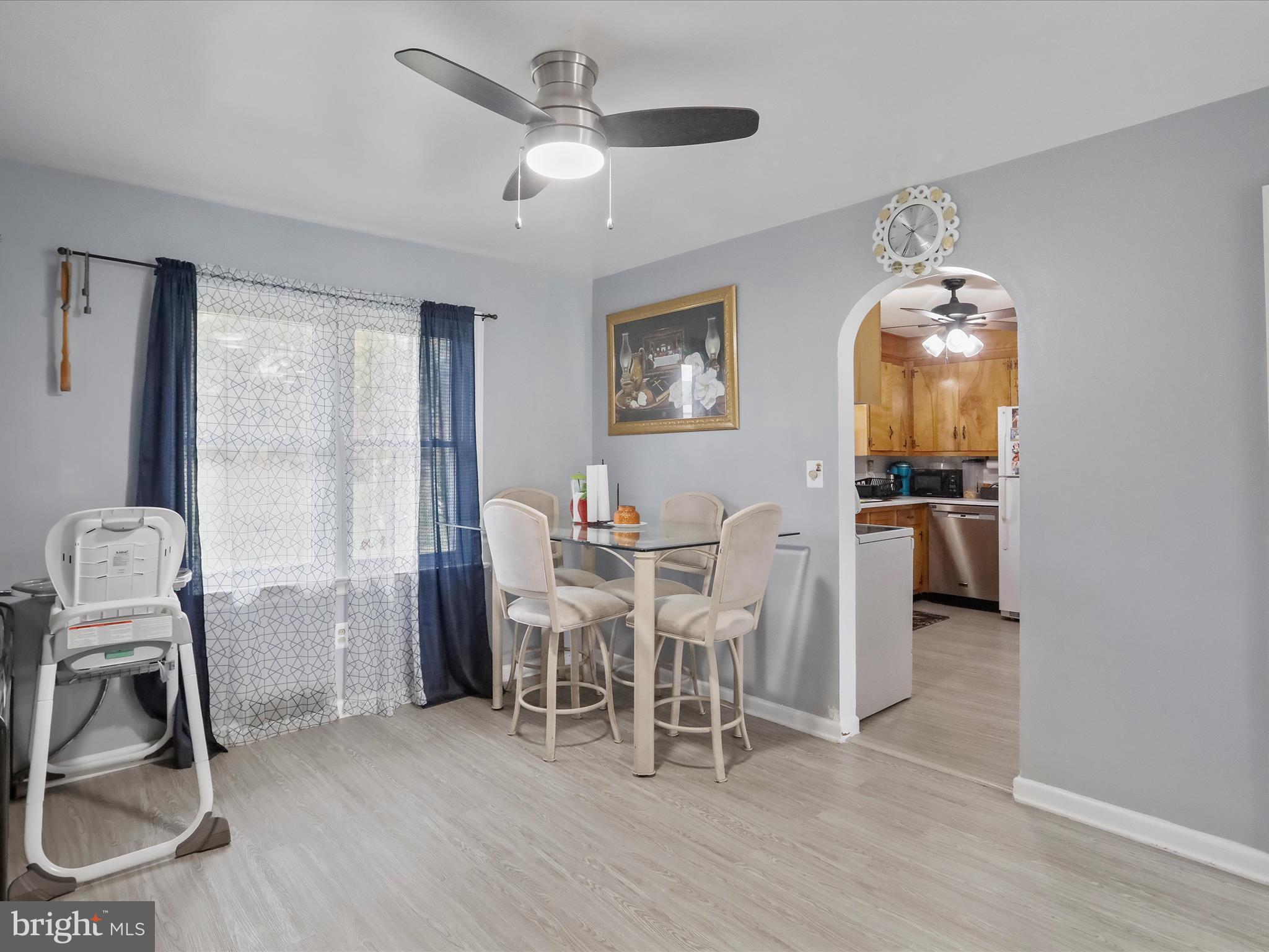 HALFWAY - Residential