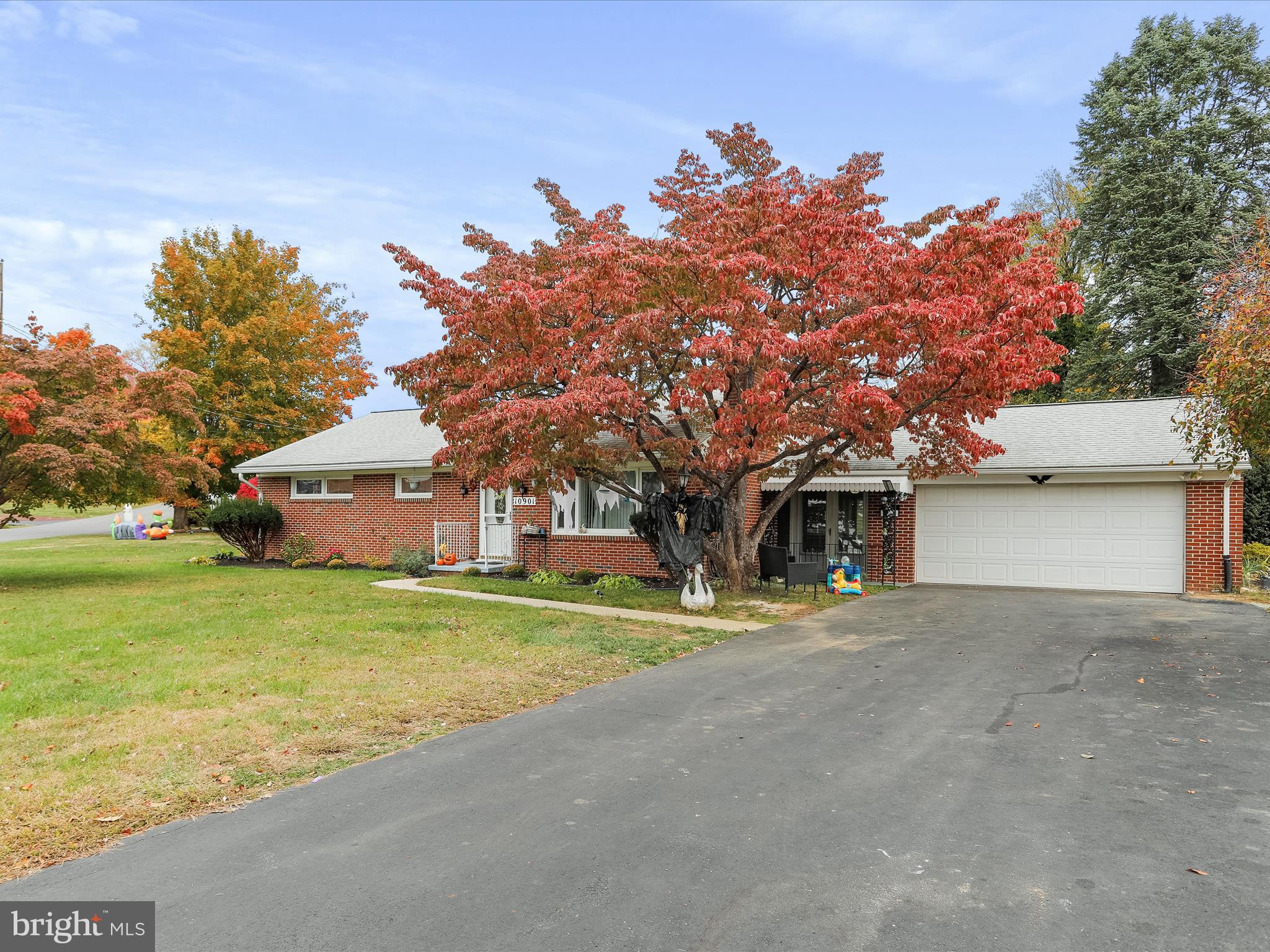 10901 ROESSNER AVENUE