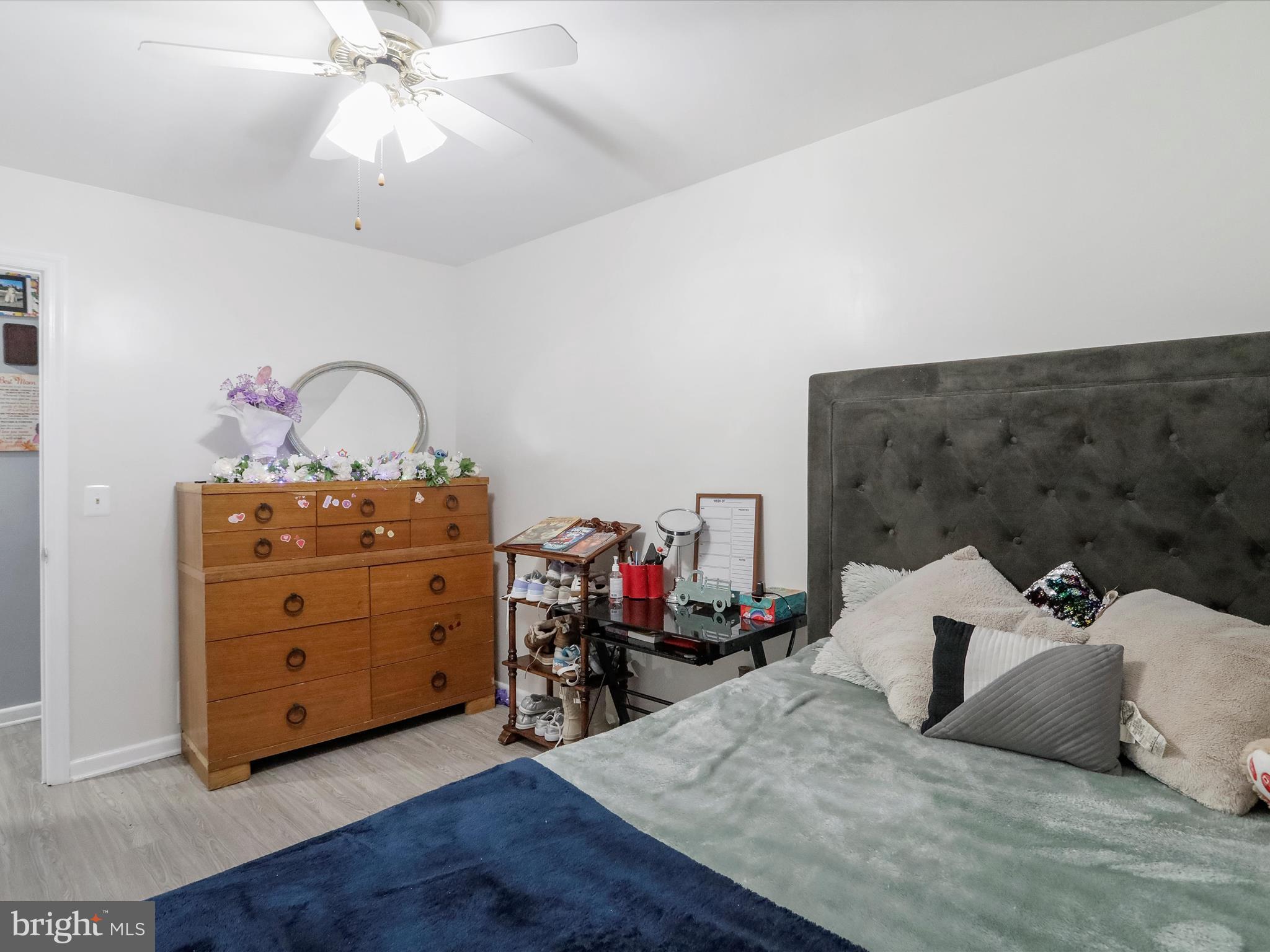 HALFWAY - Residential