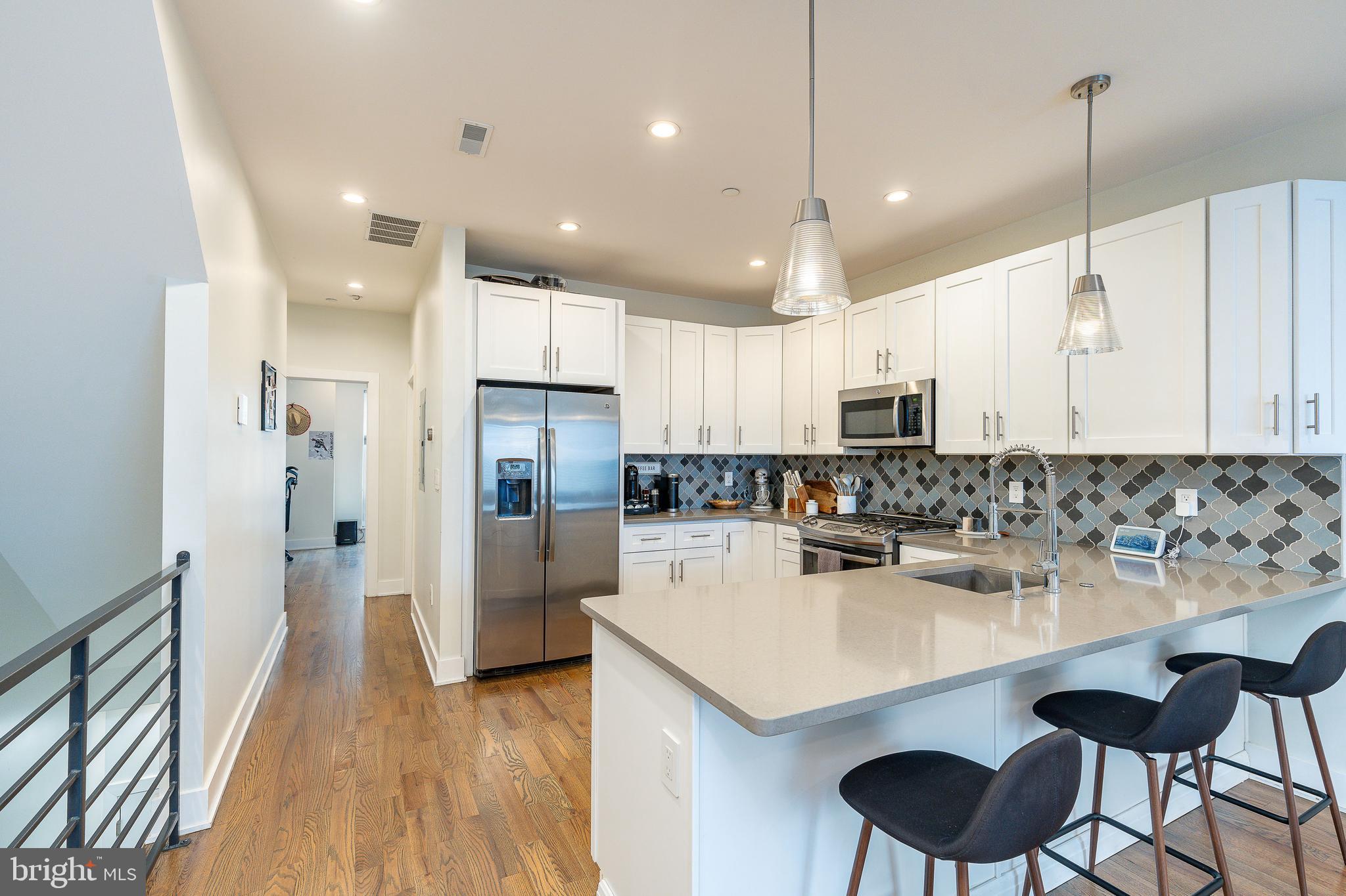 OLDE KENSINGTON - Residential