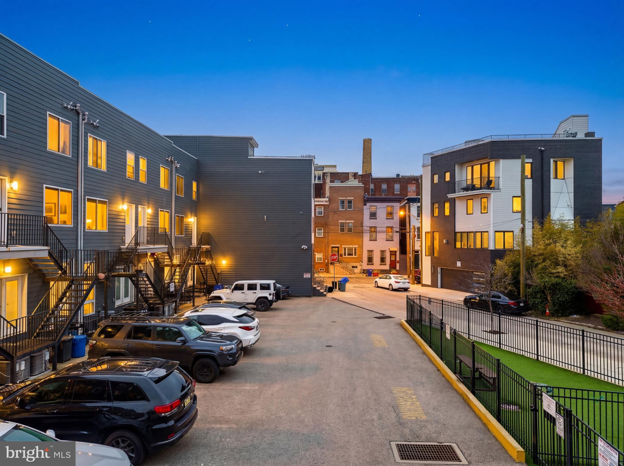 OLDE KENSINGTON - Residential