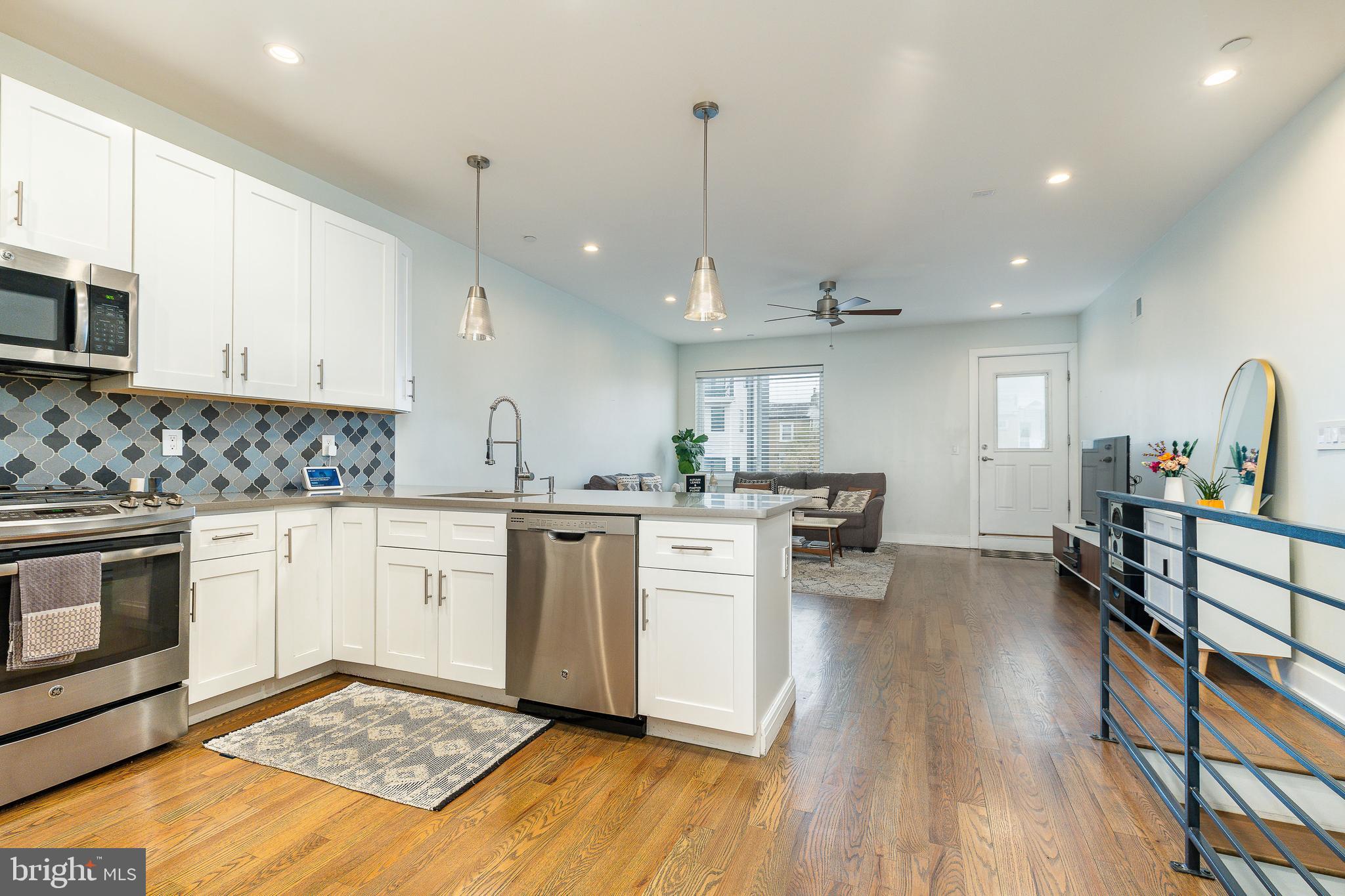 OLDE KENSINGTON - Residential